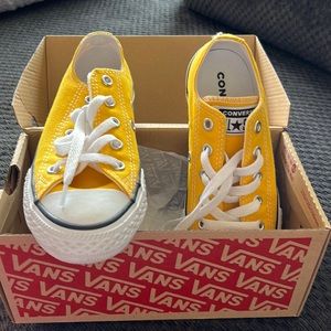 Youth Size 13, Converse Chuck Taylor All Star Shoes